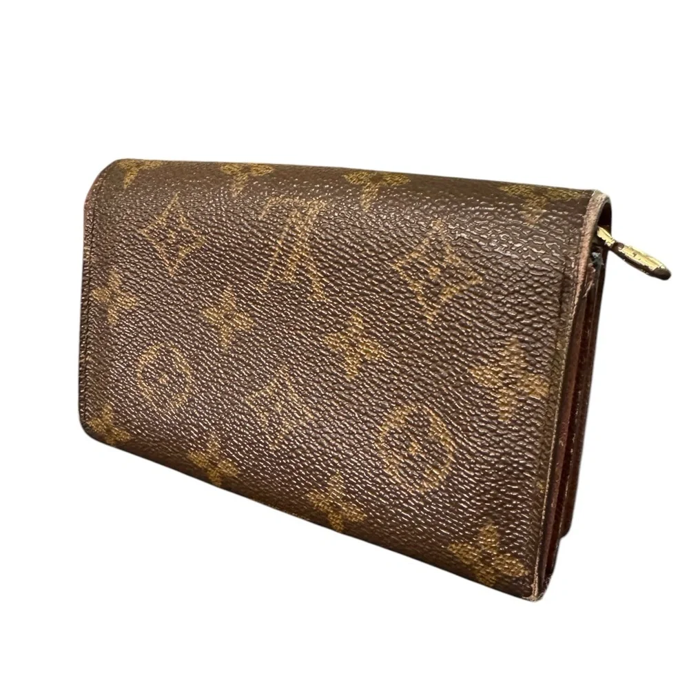 Louis Vuitton Brown Monogram Wallet - Picture 4 of 10